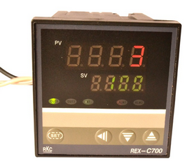 【數(shù)字控溫儀】“看!數(shù)字在你的指尖舞動(dòng)”